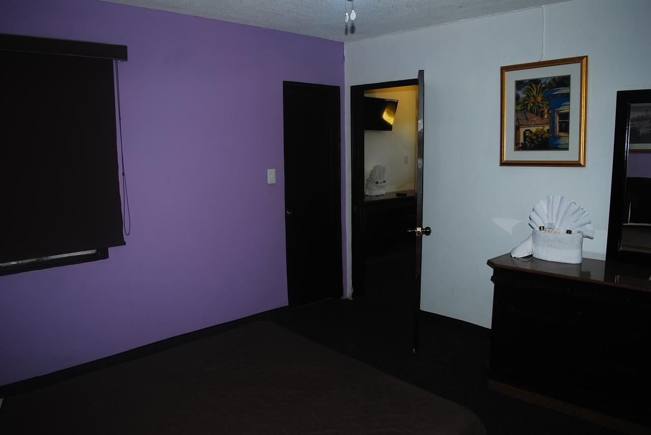 Hotel Suites Royal 提华纳 外观 照片